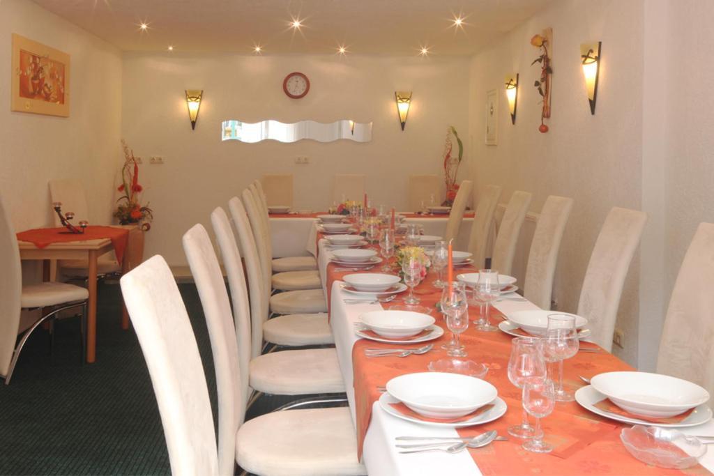 Hotel Bierstuebl Sangerhausen Luaran gambar