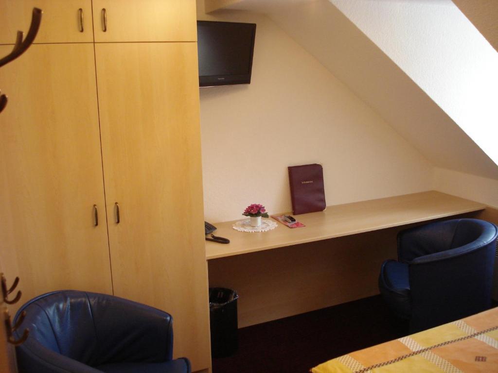 Hotel Bierstuebl Sangerhausen Bilik gambar